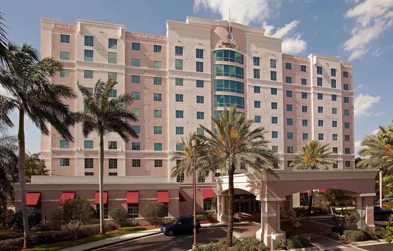 Doubletree By Hilton Sunrise - Sawgrass Mills Hotel Exterior photo